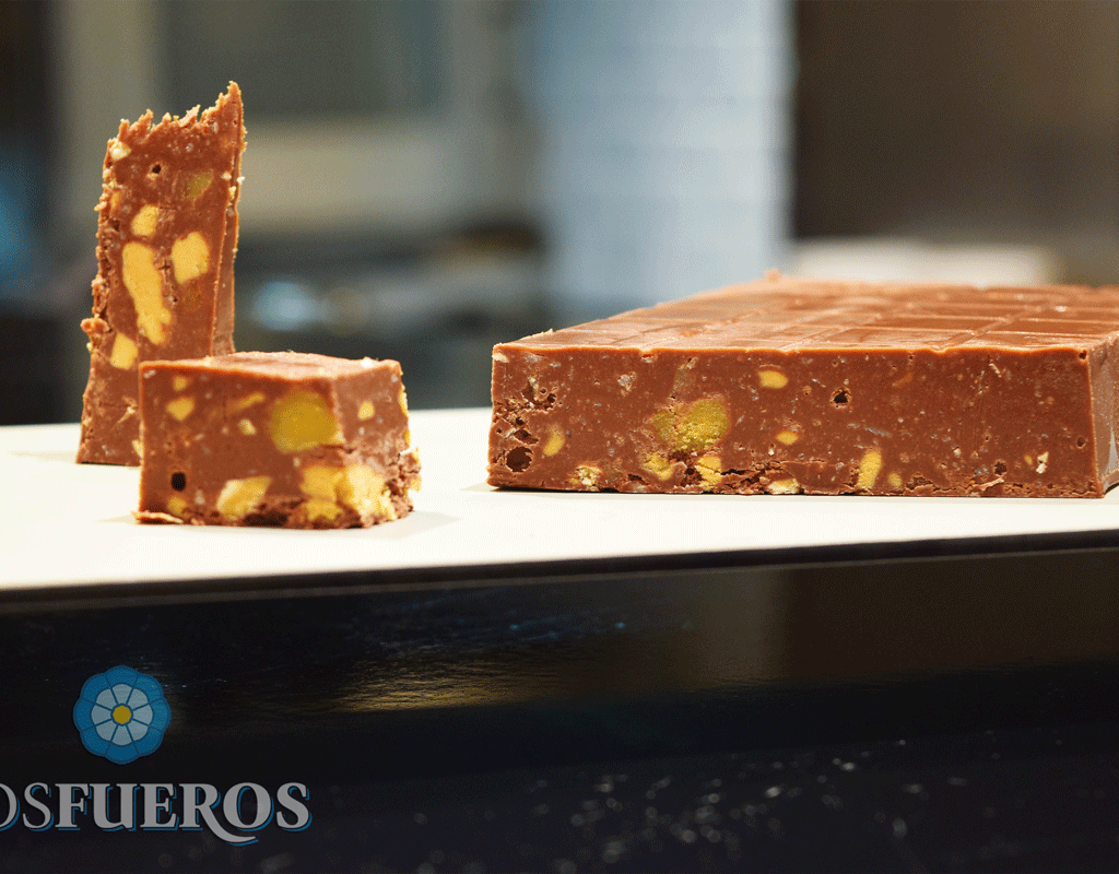 Turrón de chocolate casero - Los Fueros