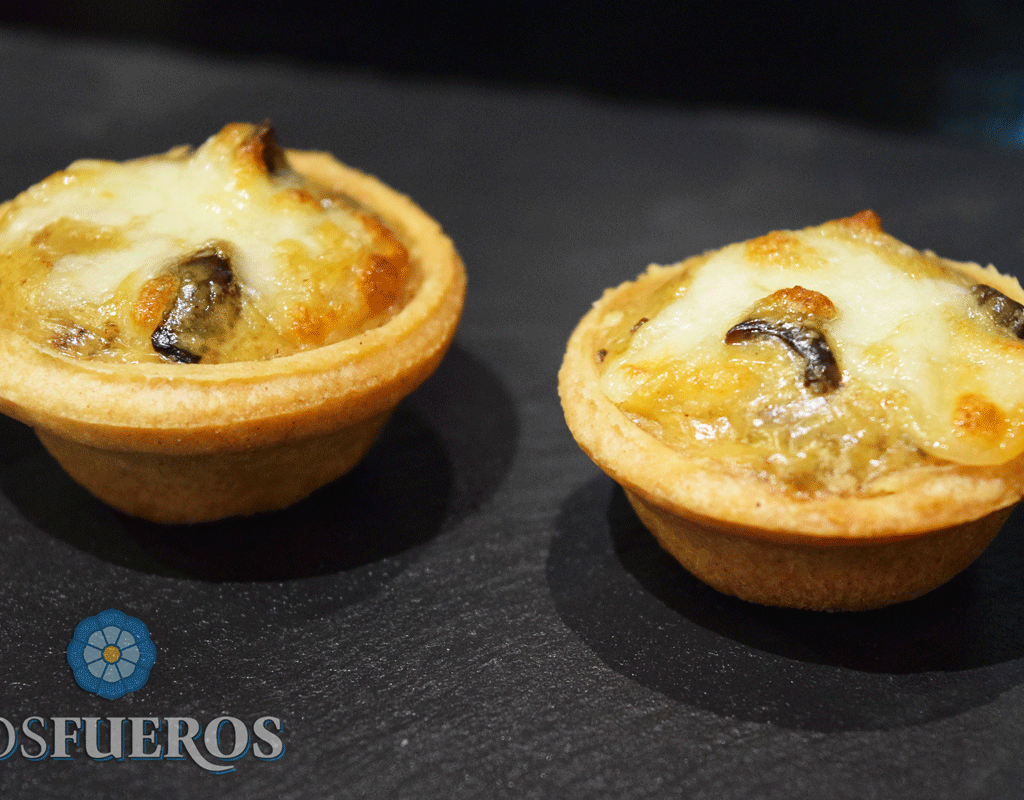 Mini quiche de champiñones con anís estrellado